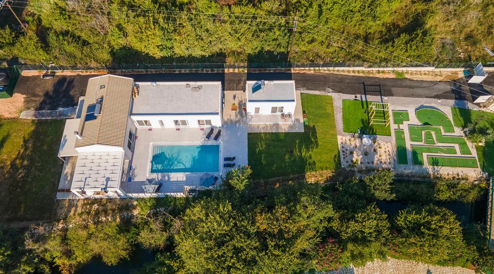 Villa Ami, Roda, Corfu: 10 Guests, Heated Pool, Private Mini Golf, Pool Table & More!!